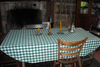 Pioneer Table